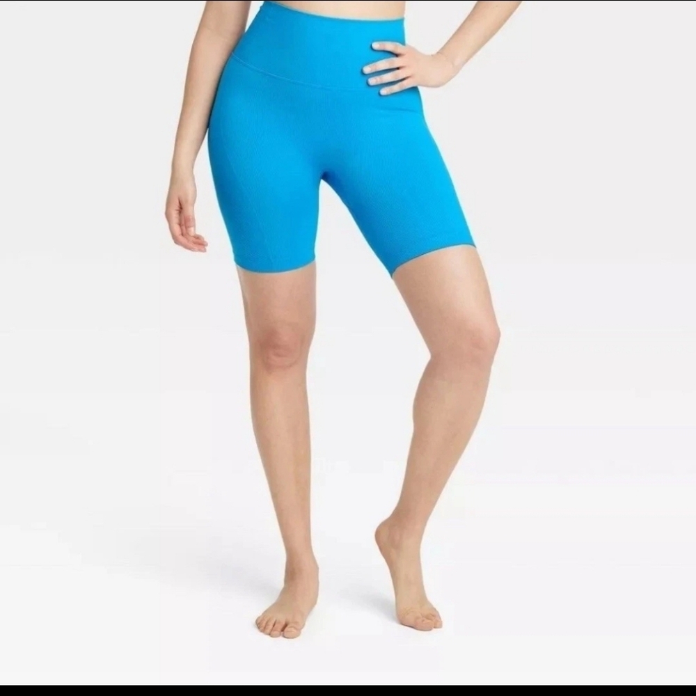 All in Motion Women's High Rise Seamless Core Bike Shorts Turquoise Size XS